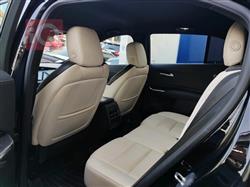 کادیلاک XT4